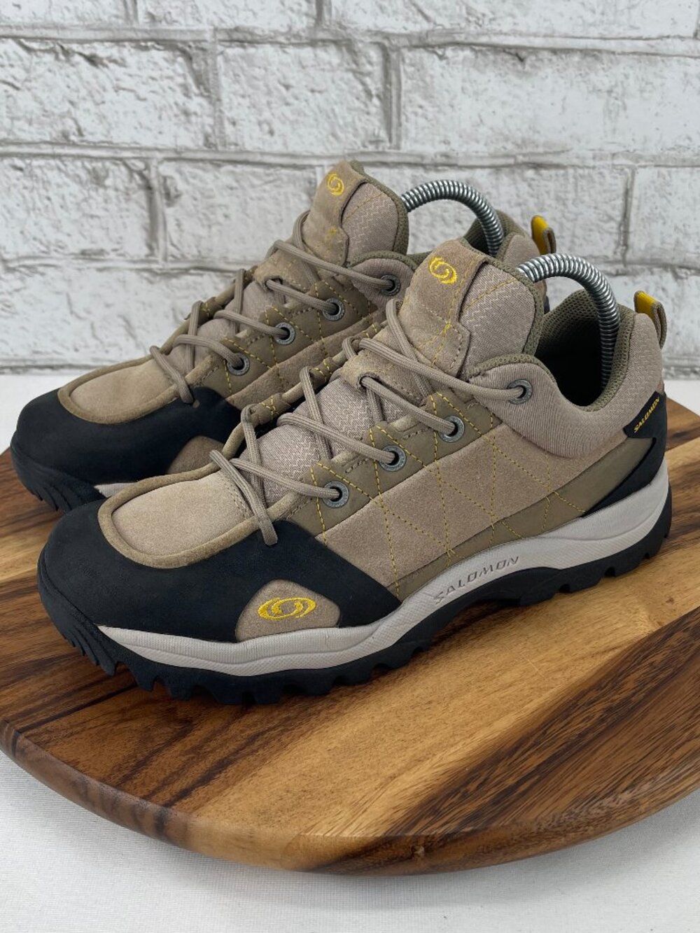 Salomon VTG 2003 Womens Sz. 7.5 Beige Black Chunky Hiking Outdoor Shoes 863675